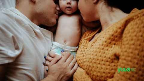 Bebeklerin Ay Ay Gelişim Dönemleri: 0-12 Ay Bebek Gelişimi Rehberi